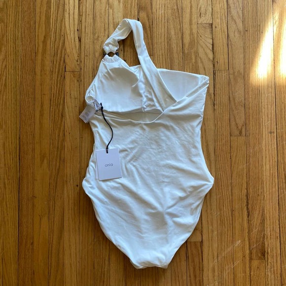 NWT Onia Jenna One-Shoulder One Piece Swimsuit in White Size Small - Picture 6 of 10
